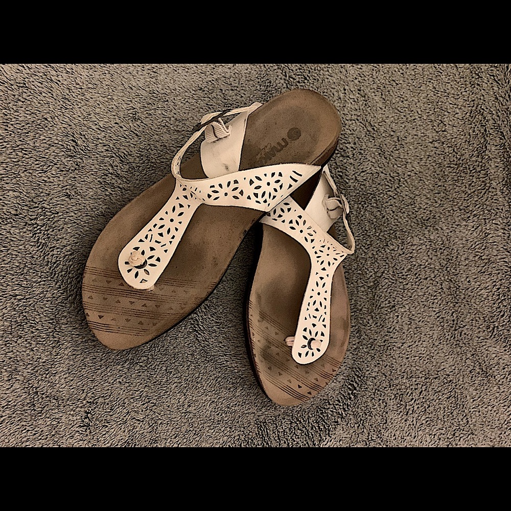 Makalu Sandals